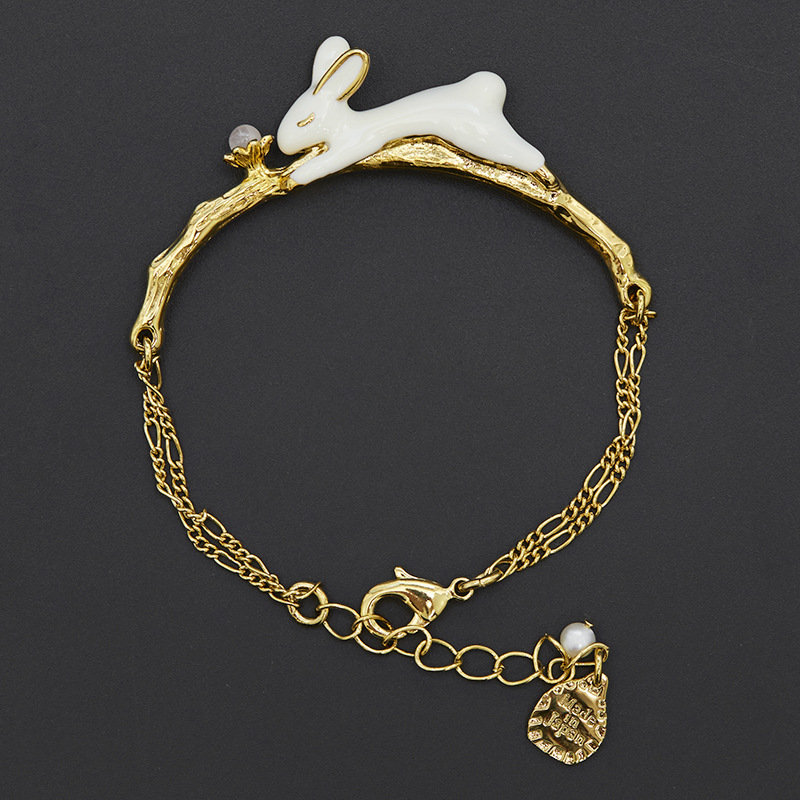 Trendy cute fashion design enamel glaze Zodiac three-dimensional White Rabbit Pearl bracelet female gift