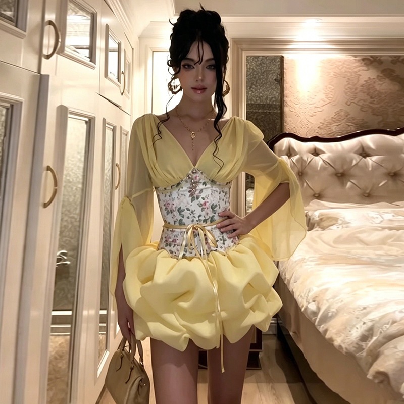2026 European and American Cross-Border Summer New Fashion V-Neck Floral Patchwork Bell Sleeve Personalized Design Dress for Women