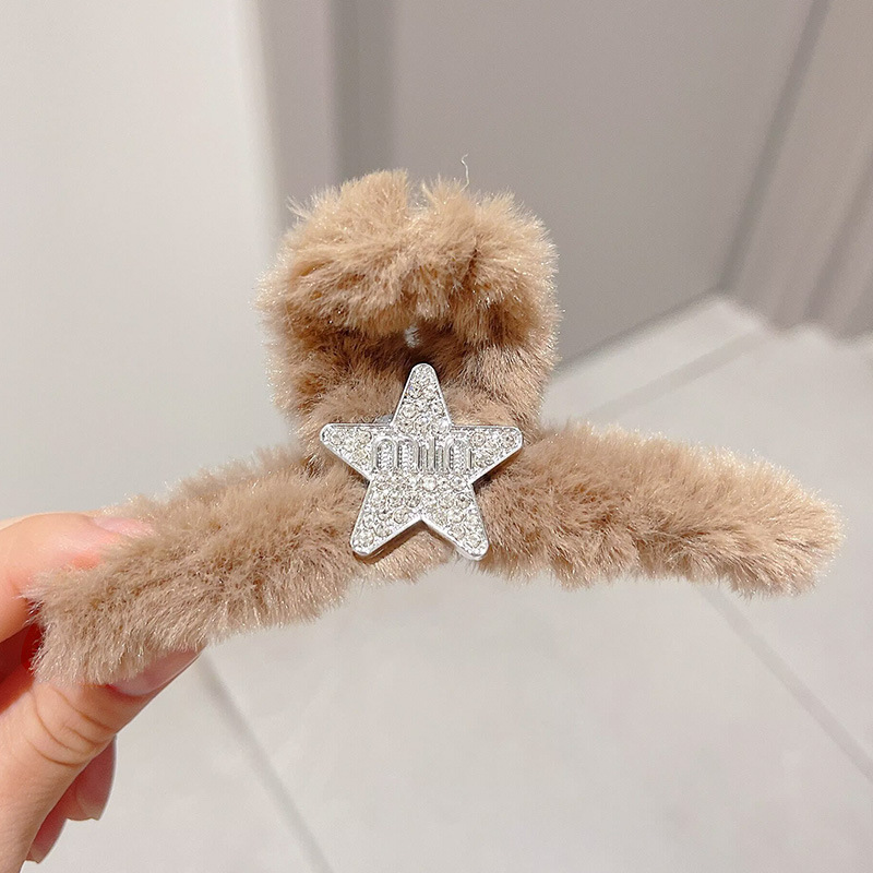 2026秋冬ミンクファー毛皮ヘアクリップ、高級感のある後頭部用大型シャーククリップ、ハート型キラキラ輝くダイヤモンド付き毛皮ヘアクリップ