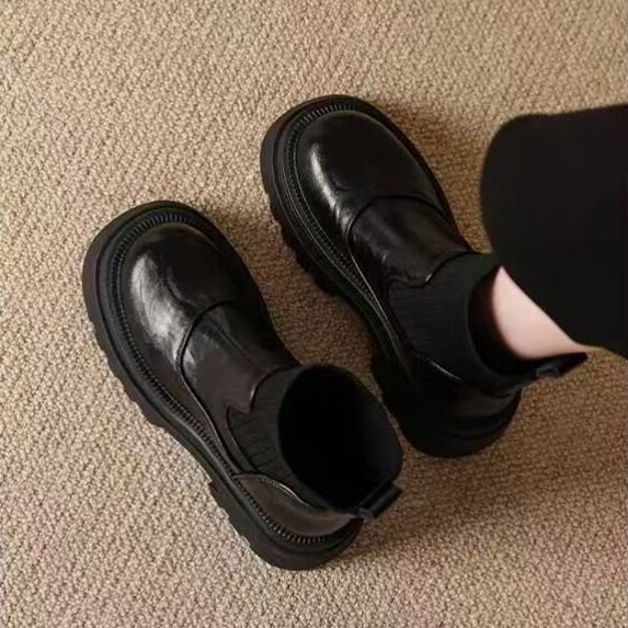 Thick-soled British-style Chelsea boots, 2026 autumn/winter new collection, retro boots, short boots, women's Martin boots, available for drop shipping Thick-soled British-style Chelsea boots, 2026 autumn/winter new collection, retro boots, short boots, women's Martin boots, available for drop shipping