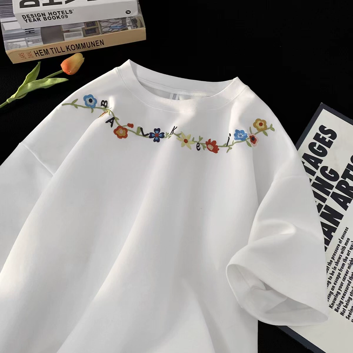 55 хлопок, 45 полиэфирное волокно, короткий рукав, вышивка