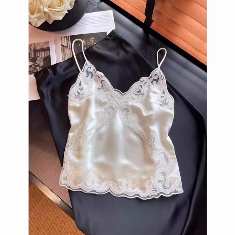 Lace-Trimmed Camisole for Women, French-Style Sexy V-Neck Triacetate Satin Sleeveless Base Shirt, Suitable for Pairing with a Suit, Chinese Style
