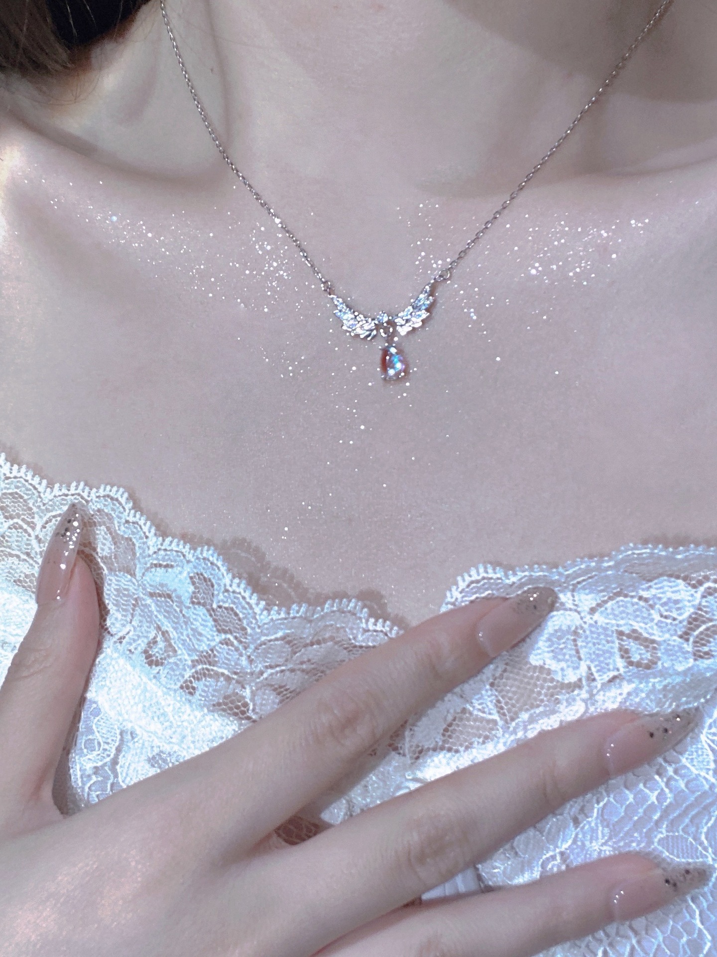 다채로운 물방울 날개