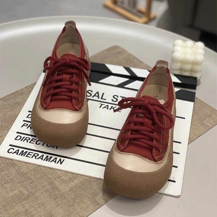 Zapatos de mujer retro transfronterizos zapatos de otoño nuevos zapatos de cabeza grande zapatos de mujer hermosos zapatos de nicho suaves retro zapatos casuales ligeros