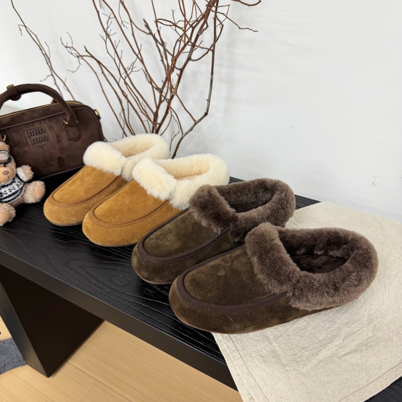 明星同款真皮真毛勃肯鞋女2025秋冬新款复古舒适保暖棉鞋毛毛女鞋