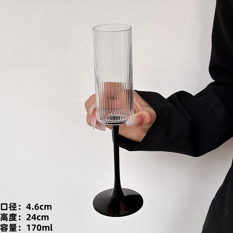 [세로무늬] 블랙 줄기 스트레이트 샴페인 글라스