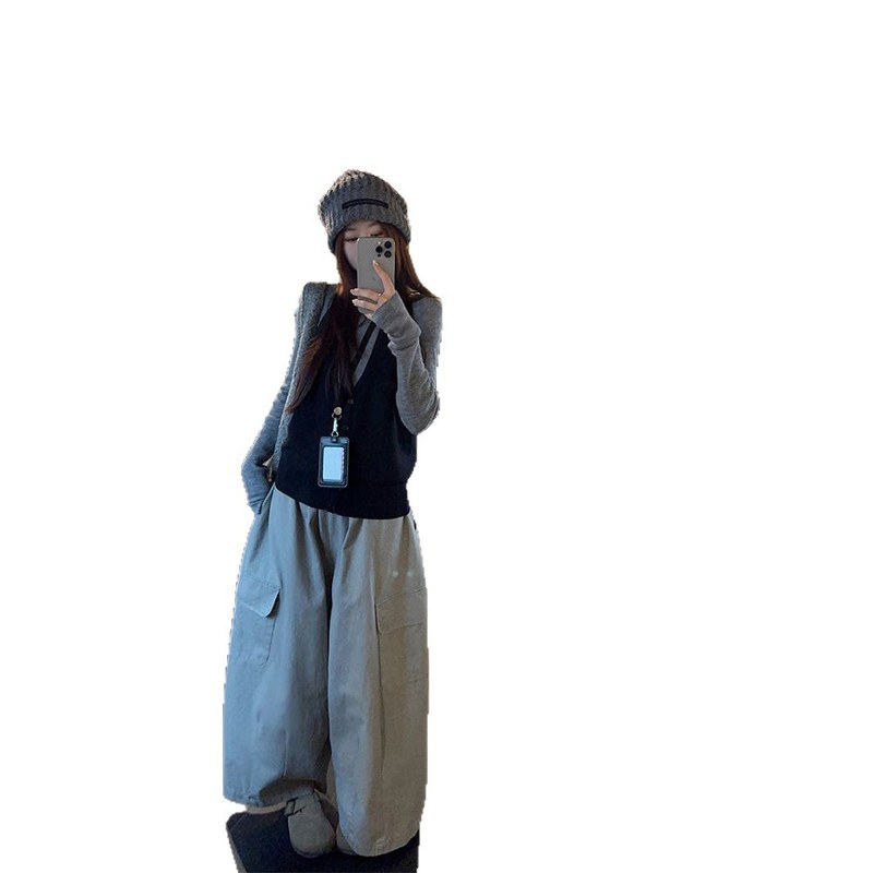 时尚套装灰色长袖针织衫叠穿挂脖背心女秋季垂感拖地休闲裤三件套|undefined