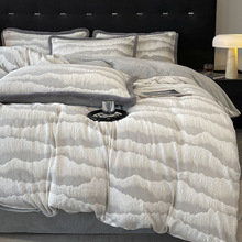 �Ӻ�ţ�̽q�ļ��׹��S����A��p����ë��߅�񻨽q���������׶���