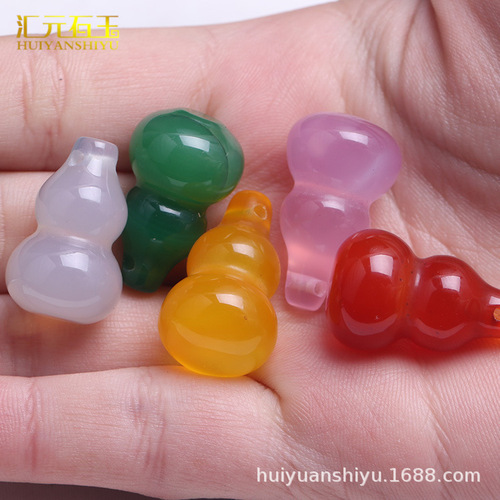 Ice chalcedony gourd pendant red agate jade three-dimensional small gourd pendant Fu Lu Shou live broadcast gift