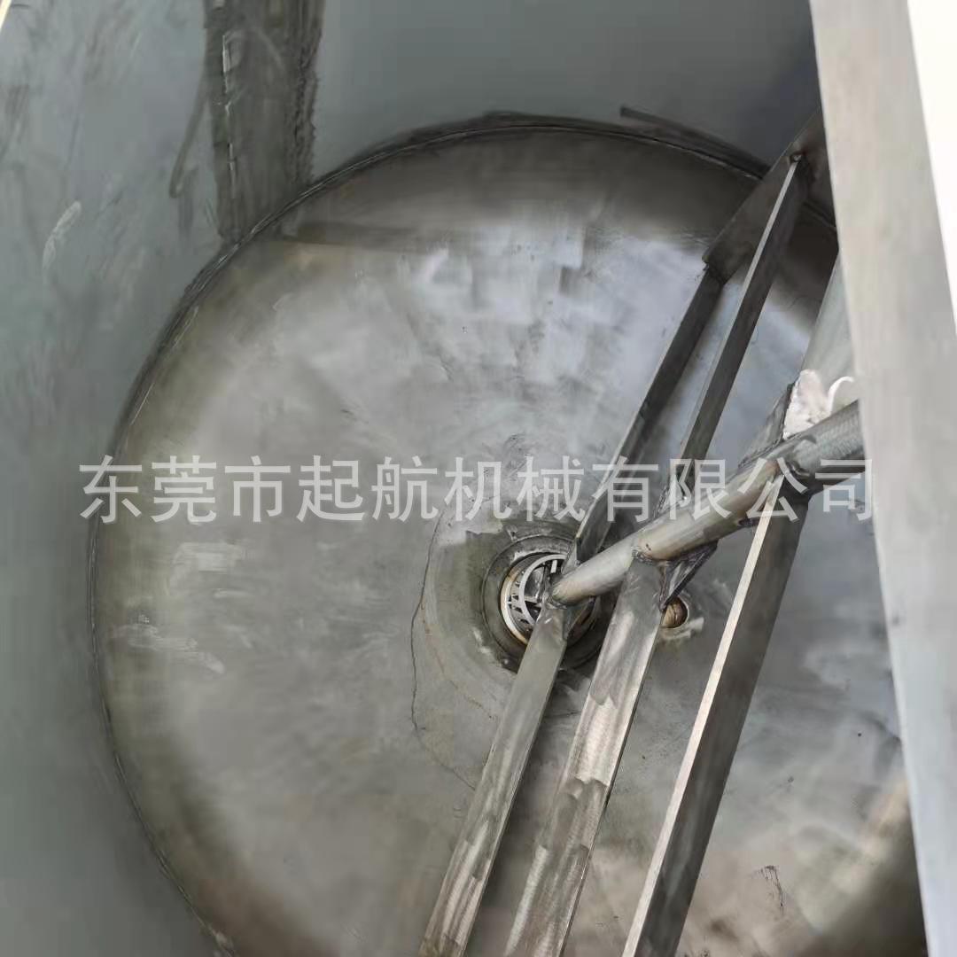 b565c6fc8f14a3ee2f6ef6c7e3b3f1