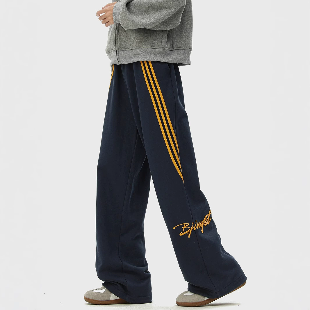 Спортивные летние брюки в стиле casual, американский стиль, тренд сезона, свободный прямой покрой
