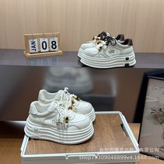 真皮串珠厚底小白鞋女2025秋季新款小个子7cm增高软底休闲运动鞋