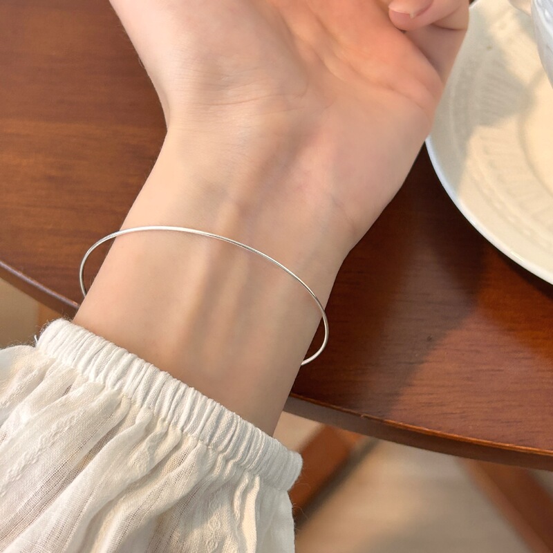999 Pure Silver Coil Bracelet for Women, Light Luxury, Simple and Versatile, Ultra-Thin Stackable Bracelet, DIY Matching Screw Bracelet for Women