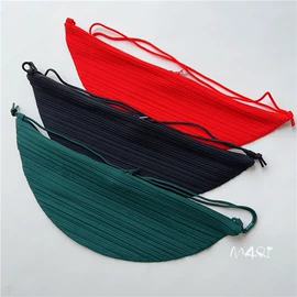 连衣裙;时尚休闲套装;女式T恤