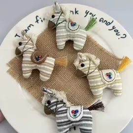 DIY服饰;胸针;diy饰品
