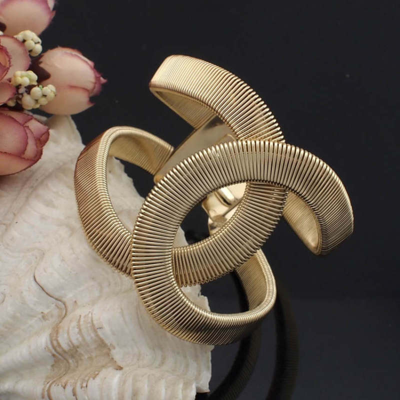 Europa y Estados Unidos plumas transfronterizas hojas bordas abiertas pulsera ligera lujosa alta sensación brazalete punk jeans de moda joyas mujeres image 9