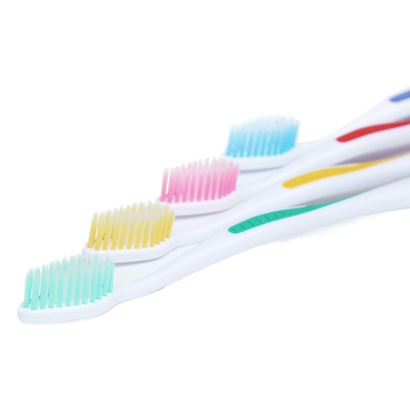 Cepillos de dientes de cerdas suaves, cepillos de dientes para adultos, suministro de mercado callejero, artículos de primera necesidad