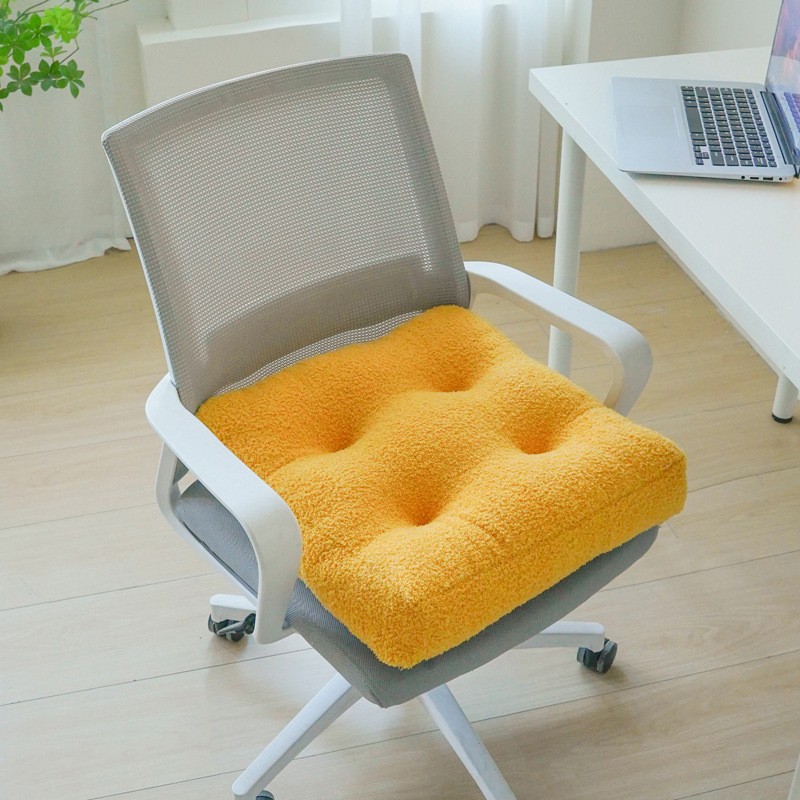Transfronterizo simple invierno peluche anti-deslizante asiento de seda de seda silla de oficina ventana de seda ventana de tatami almohadilla flotante