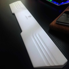 キーボードの手は狼の道の104キーを支えて、腕の手を引っ張ることができます。