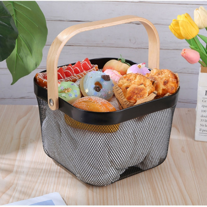 Cesta de frutas negra