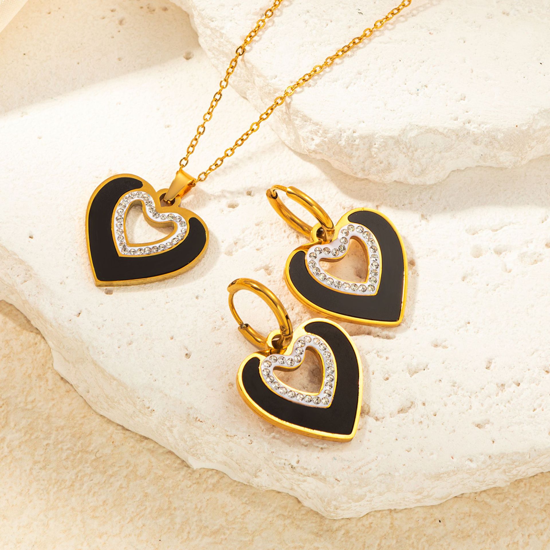 8g Weight 0.03µm Gold Plating Thickness Electroplated Gold Plating Process Golden Plated Plating Material Zircon Inlay Material Jewelry Set Classification cable chain Chain Type 1 Set Quantity Casual Occasion 201 Stainless Steel Material Heart Shape Pattern Women's Gender Basic Style Plating Craft Wholesale Jewelry Basic Heart Shape Titanium Steel Zircon Plating Jewelry Set 14
