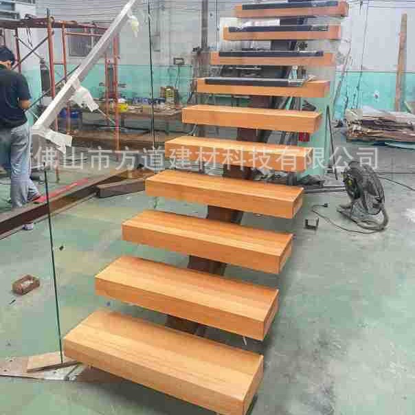 外贸别墅钢木直梁楼梯办公楼展厅跃层复式单梁定制跃层专用