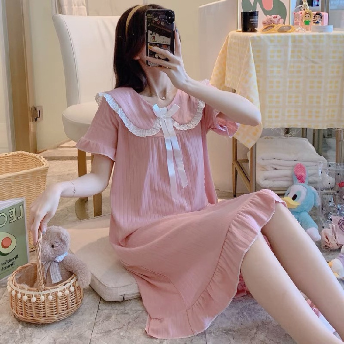 Estilo coreano nuevo verano pijamas de manga corta de las mujeres ins traje camisón lindo collar de la muñeca Red Rojo vestido de longitud media casa de verano
