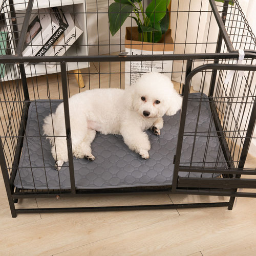 Pet training mat, washable for reuse, dog urine pad, water-absorbent, non-slip, waterproof, cat diaper pad.