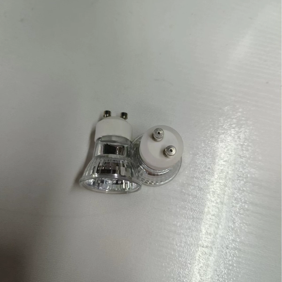 Галогенная направленная лампа, 110V/220V, 20W/25W/35W/50W