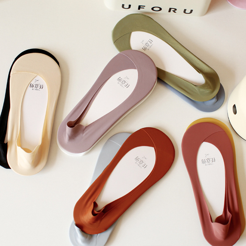 Women's Boat Socks, Sweat-Absorbent, Breathable Ice Stockings, Shallow Mouth, Non-Falling Invisible Socks, Silicone Non-Slip Short Socks, Pure Color Women's Socks