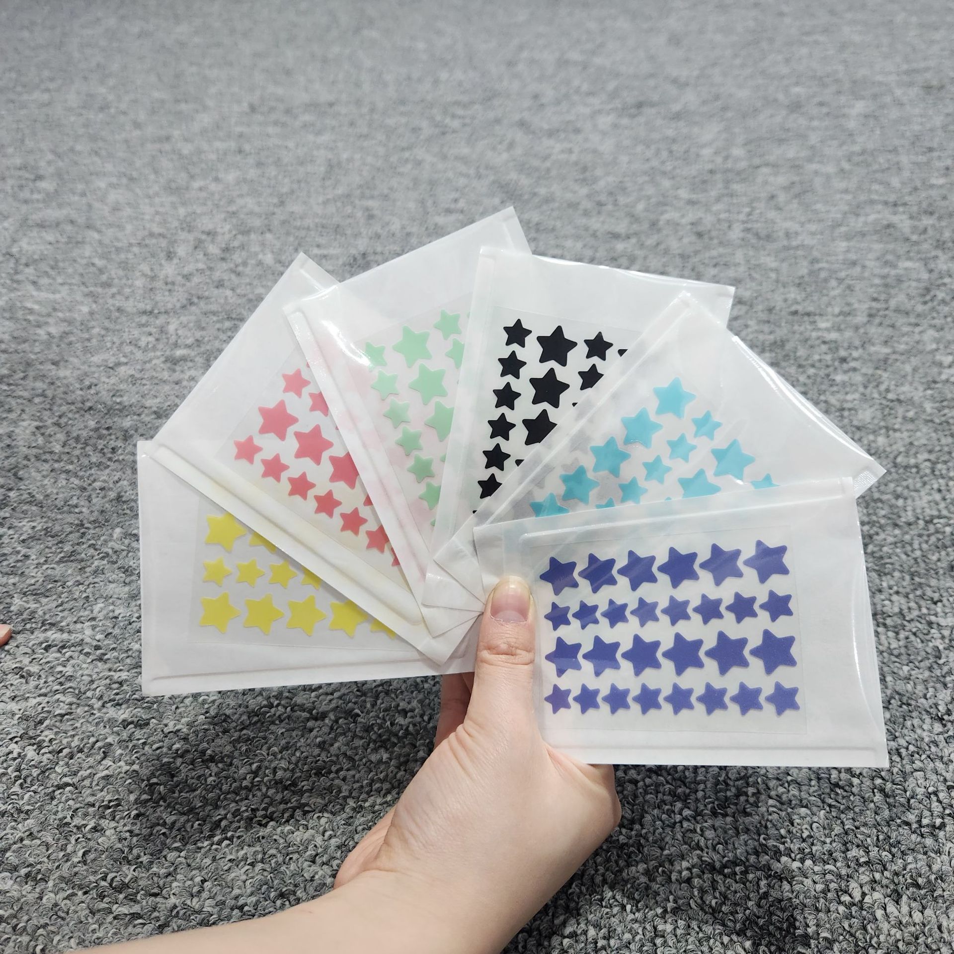 跨境彩色星星痘痘贴吸脓护妍天使遮痘印精油祛痘贴隔离彩妆痘痘贴