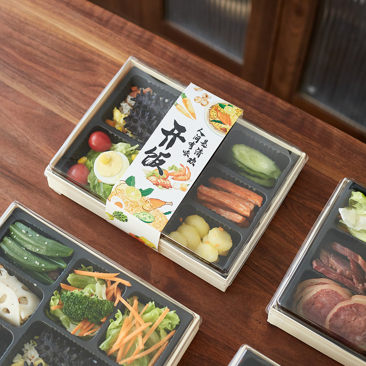 Caja de comida desechable de bento con cubierta de madera de alta calidad, caja de embalaje de picnic de camping de varios lugares