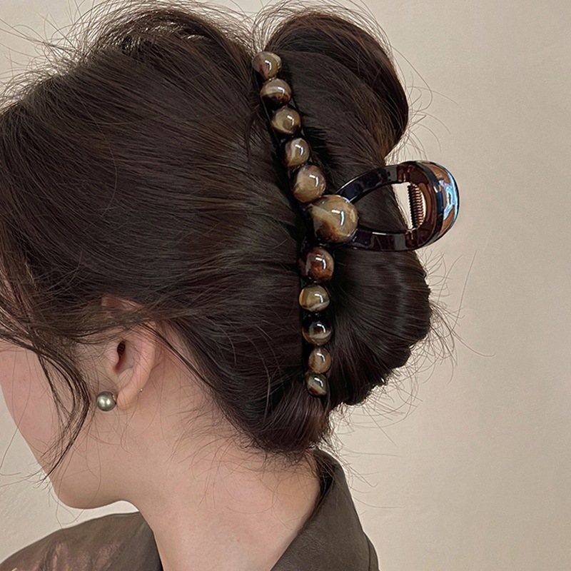 Carpeta de agarre de palabra redonda de color café, clip de tiburón de pelo de disco de alta gama retro, personalidad simple y de moda, nueva horquilla, accesorios para el cabello