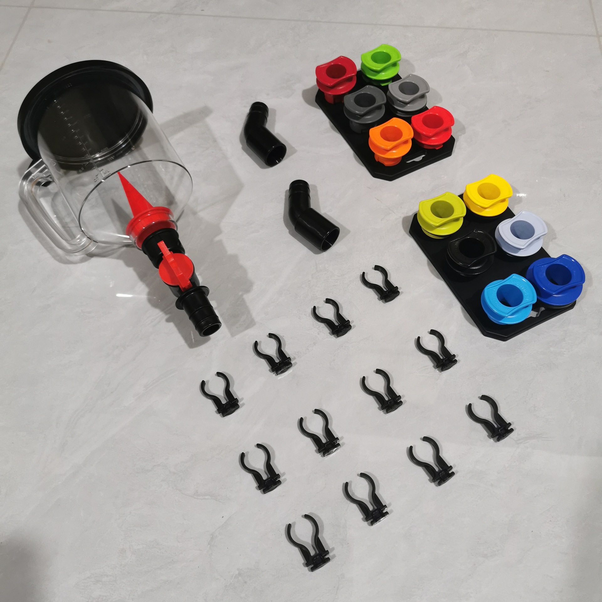 Cross-border 18-piece set of car engine antifreeze and oil filling funnels, universal for multiple vehicle models, portable and all-purpose