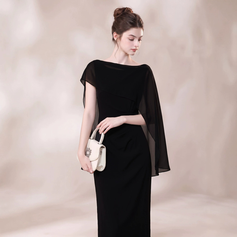 Black French-style host evening dress, light luxury, niche, high-end, suitable for birthdays, high-end banquets, and important occasions Black French-style host evening dress, light luxury, niche, high-end, suitable for birthdays, high-end banquets, and important occasions