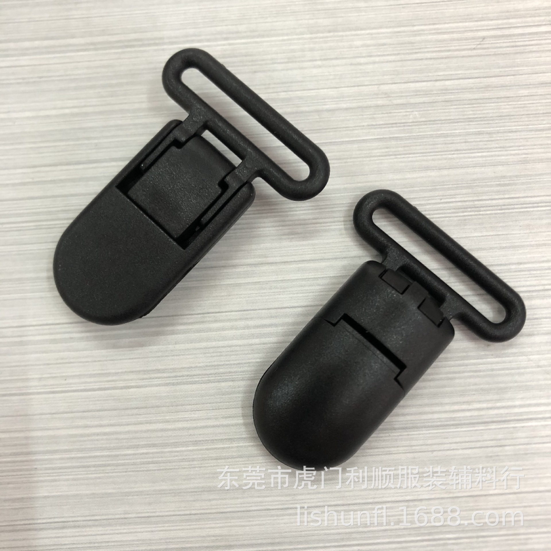 Manufacturer Supply 25mm Plastic Pacifier Clip Saliva Towel 1inch Clip Buckle Plastic Crocodile Clip Buckle Plastic Duckbill Clip