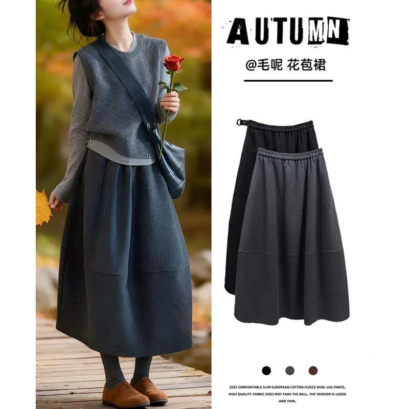 New Dark Gray Floral Bud Skirt for Pregnant Women, Autumn/Winter 2025 New Style, Woolen, Flattering, Slimming, Versatile, Mid-Length Umbrella Skirt