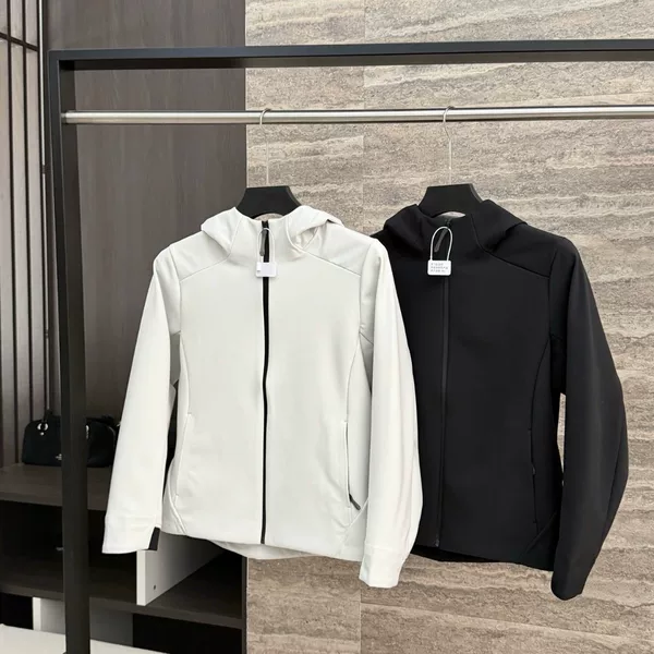 2026 Autumn/Winter New Collection: Dijia Women's Outdoor Softshell Jacket, Fully Heat-Sealed Softshell Windbreaker, Women's Softshell Clothing