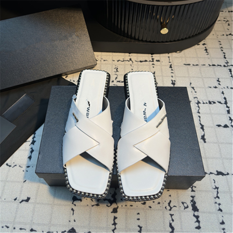 Quality Shoes Niche Summer New Flat Cow Print Versatile Clip Sandals Square Toe Beaded Outdoor Flip-Flops For Women_vogvips.com