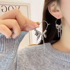 项链;戒指;耳环