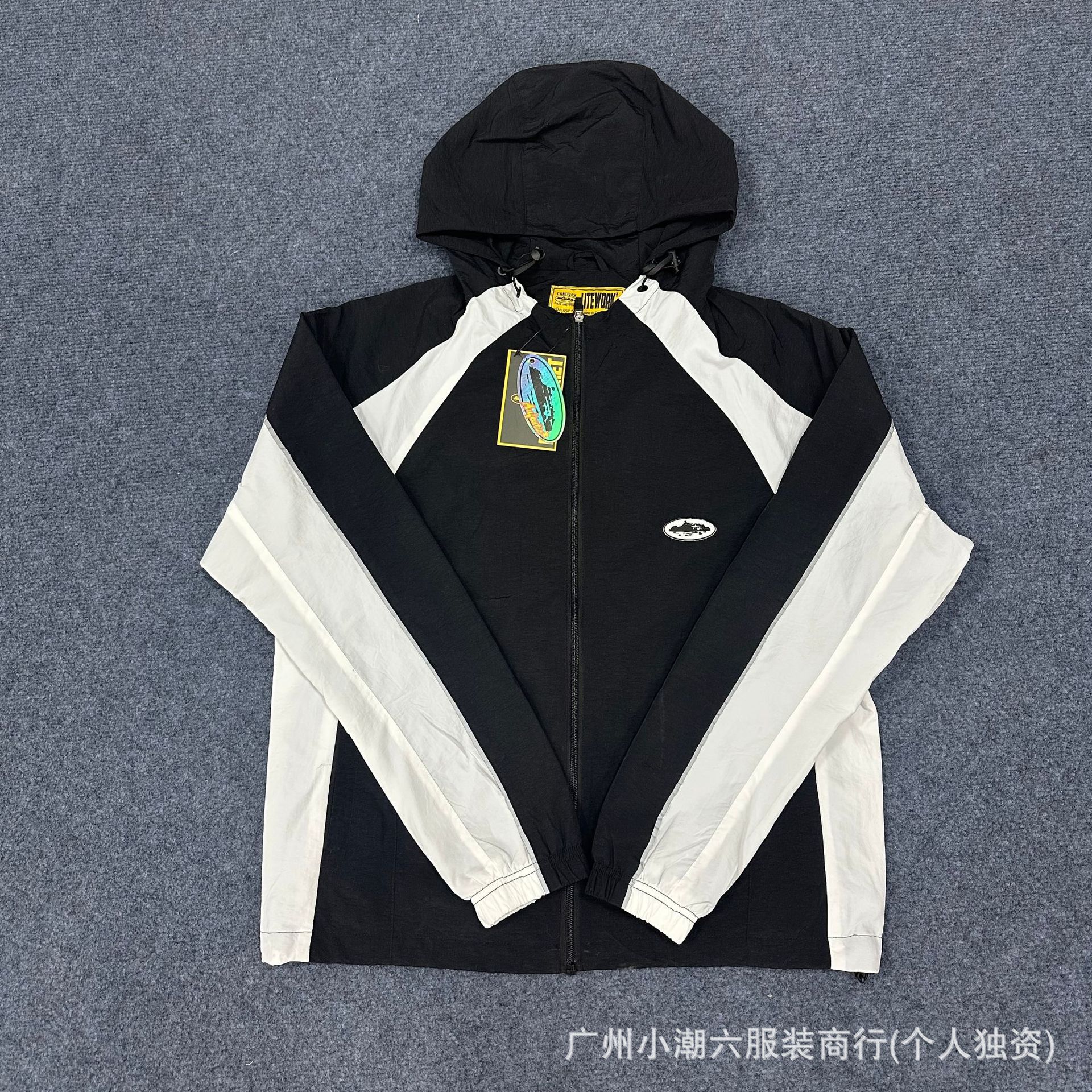 Corteiz's new badge-embroidered color-blocked jacket, trendy hip-hop cardigan, unisex loose casual high-street style.