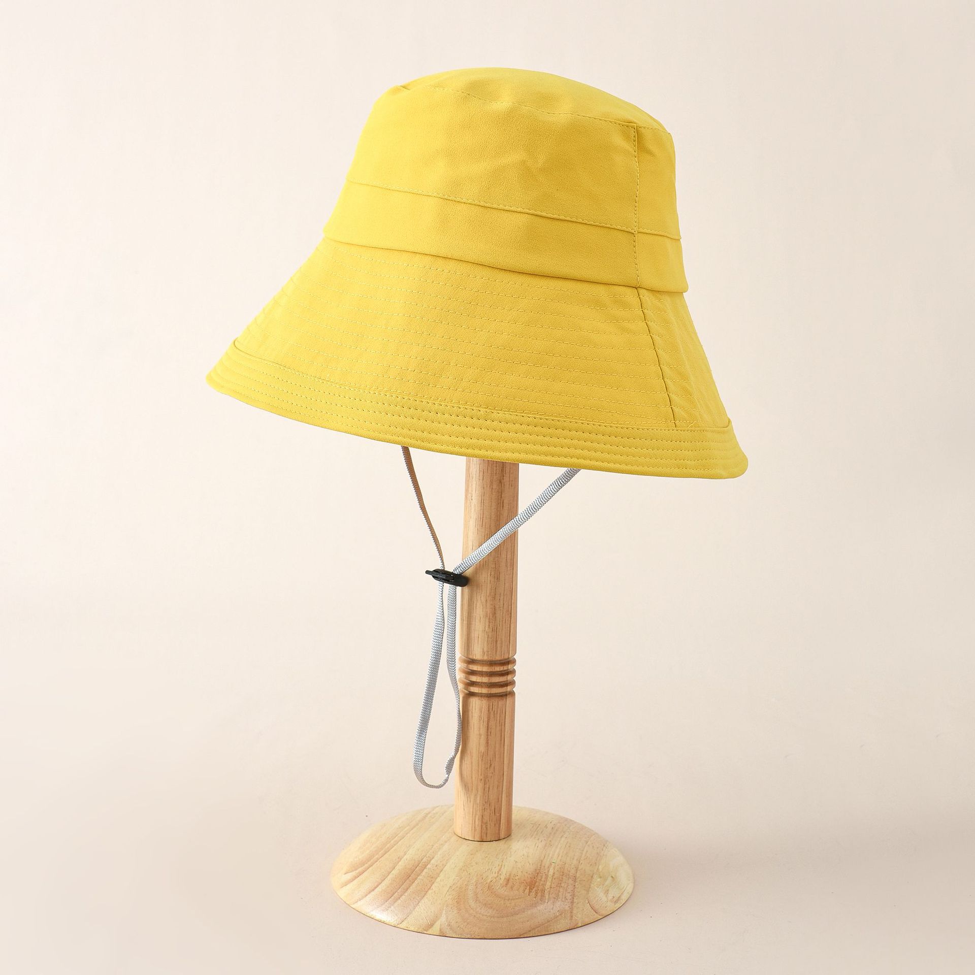 Sombrero de verano de las mujeres nuevo simple sombrero de pescador estilo coreano de moda a prueba de sol anti-DDoS sombrero de moda artístico casual sombrero de lavabo