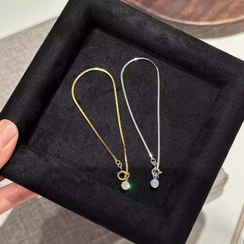 Simple Bubble Small Round Diamond Snake Bone Bracelet for Women, Mid-Century Style, Light Luxury, High-End Fashion, Versatile Stacking Flash Zirconium Bracelet