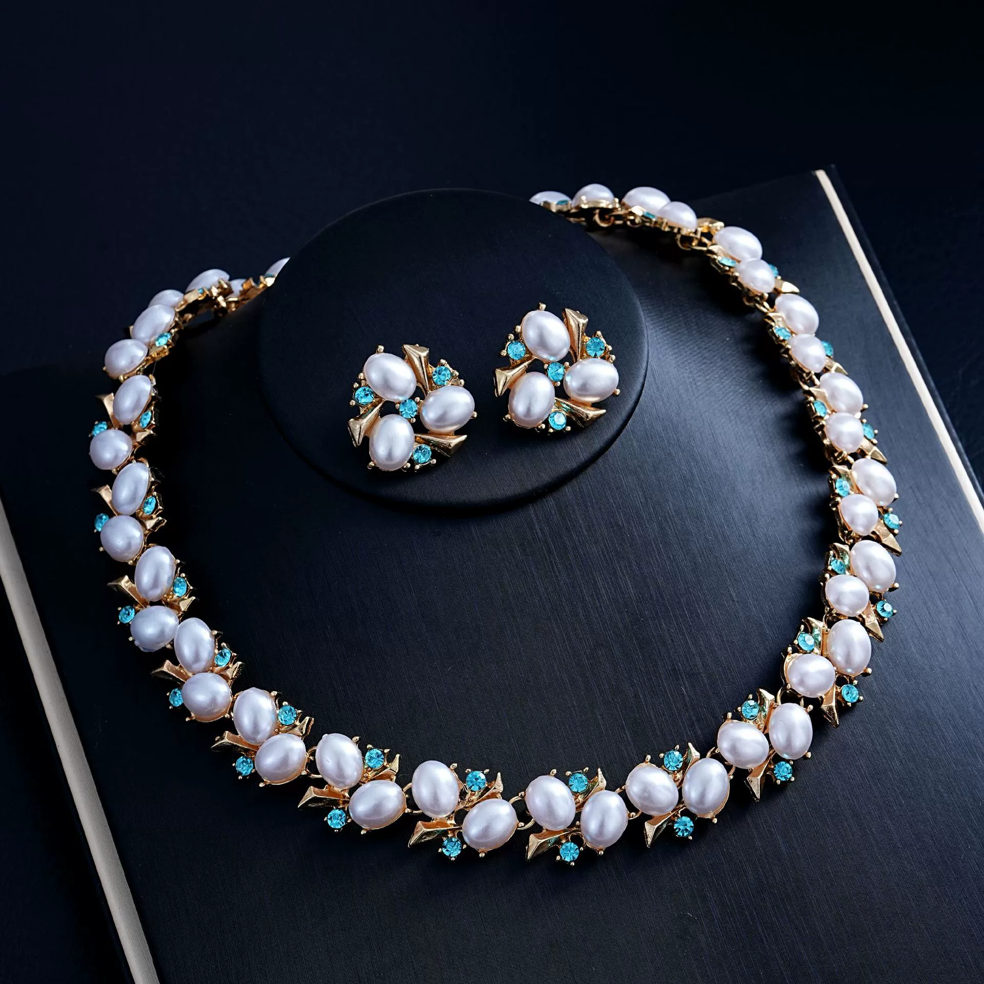 Серебряная игла из жемчуга, брендовый цирконий с кисточками, серьги, серебро 925 пробы, легкий роскошный стиль, яркий броский стиль, качественный стиль, оптовая продажа