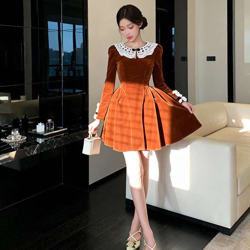 Burgundy Velvet Doll Collar Dress Women's Lace Stitching Waist Retro A-Line Skirt Party Dress Skirt 45437