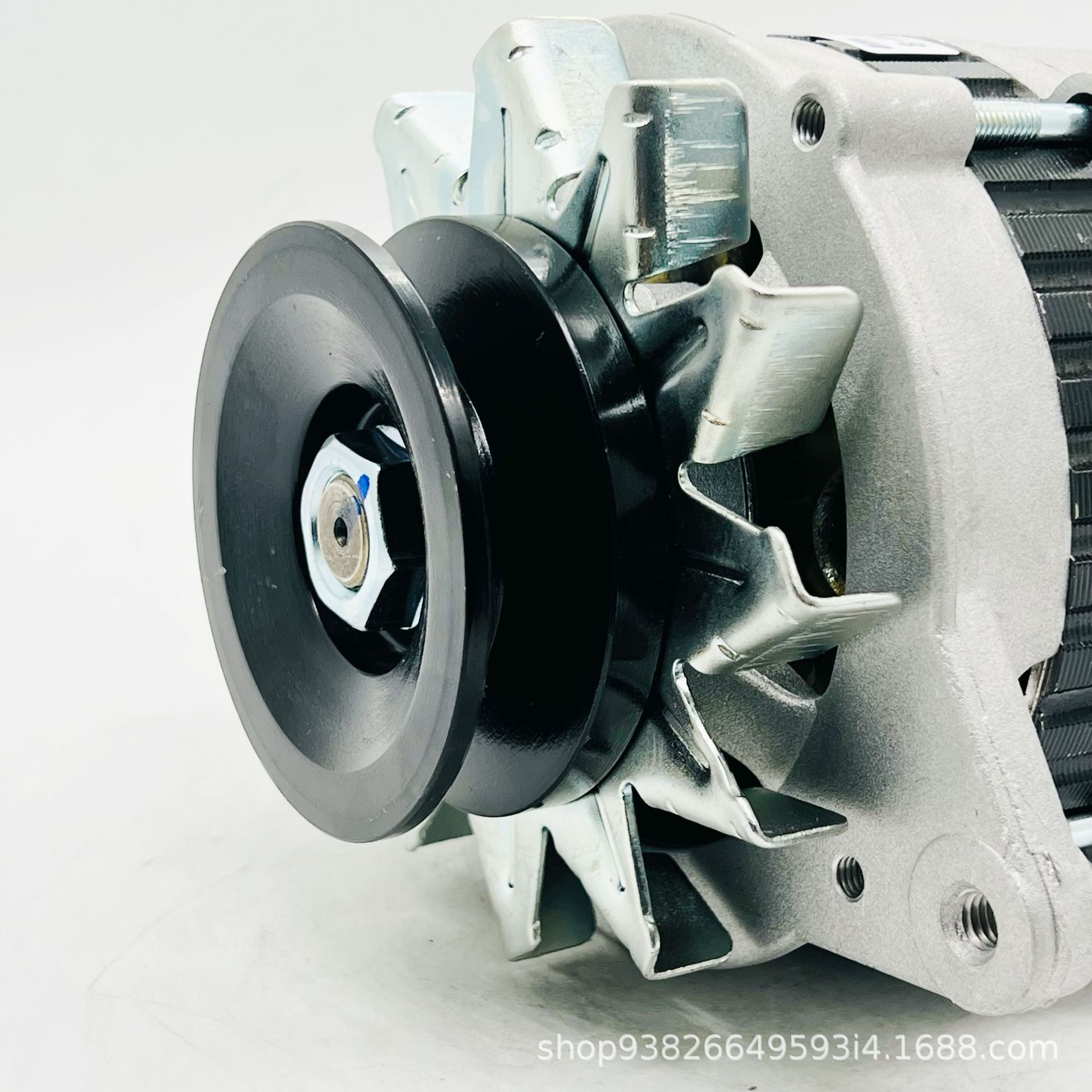 Suitable for Isuzu Series 8-94382-060-0 Car Generator 8941224883 Car Accessories Dropshipping