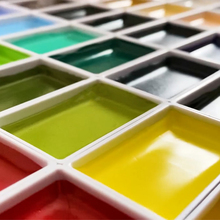 ����ʵ����ΉK��ɫ�Ų�ɫ���wˮ����ό��I���g��