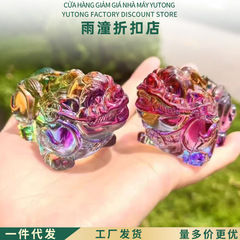 黄水晶のピシュピスト工芸品は瑠璃ピシュピストの置物を飾っています。