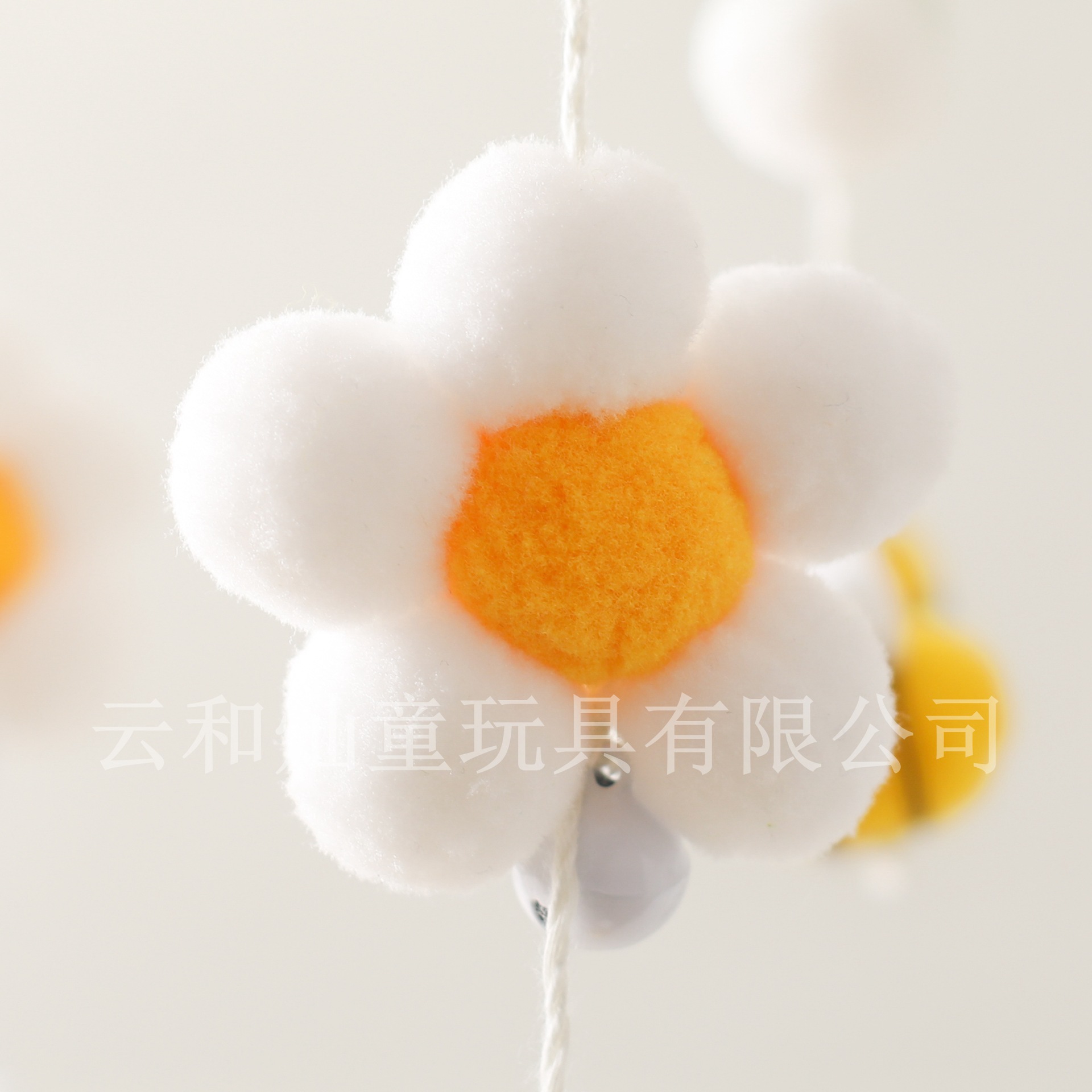 Campanas de cuna para niños calientes transfronterizas, flores de abeja, campanas de viento en la cabecera, adornos para bebés, dormir, dormir, ropa de cama, campanas de cama