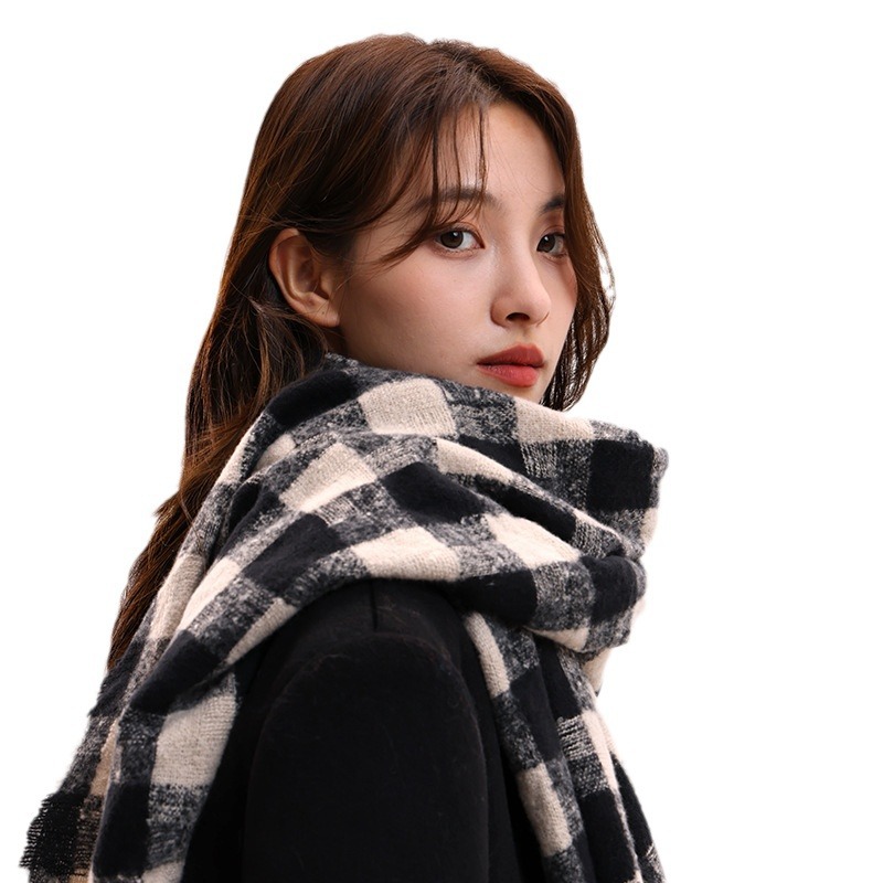 Sciarpa a quadri da donna autunno inverno sensazione avanzata spessa e calda collo frangia versatile studente moda INS_voghion.com